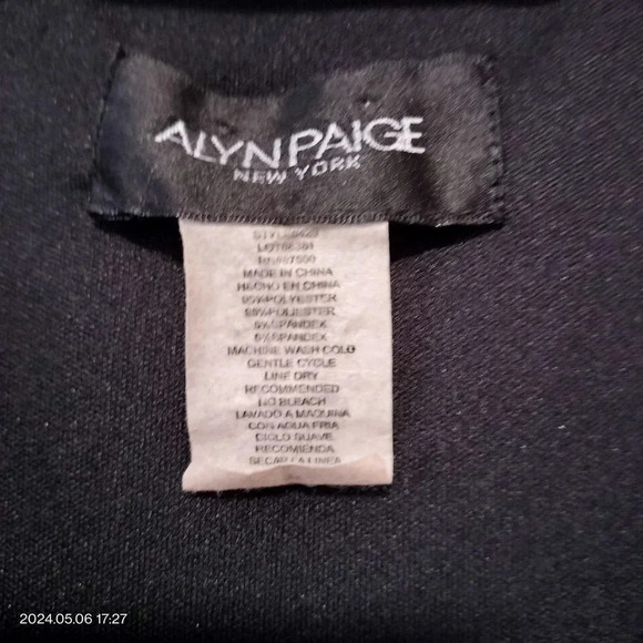 Vintage Alyn Paige Size Medium Fit and Flare Abstract Retro Dress Cap sleeves - Picture 3 of 7